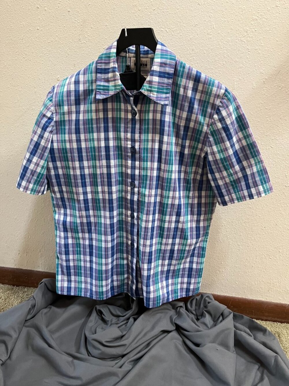 Vintage Leslie Fay Sportswear Plaid Button Front Shirt Size 8 Blue Green 90s